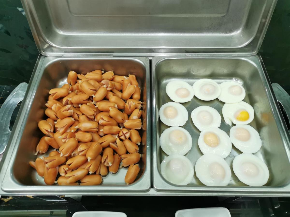 Morakot Twin Chumphon Hotel Kültér fotó