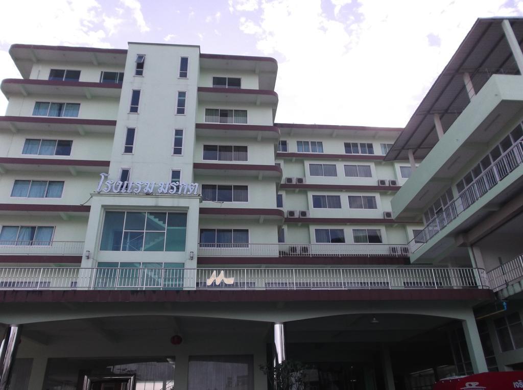 Morakot Twin Chumphon Hotel Kültér fotó