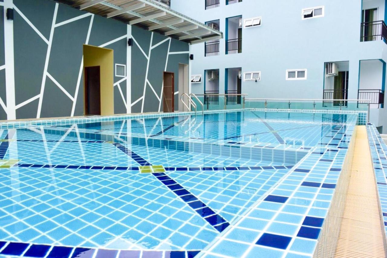Morakot Twin Chumphon Hotel Kültér fotó